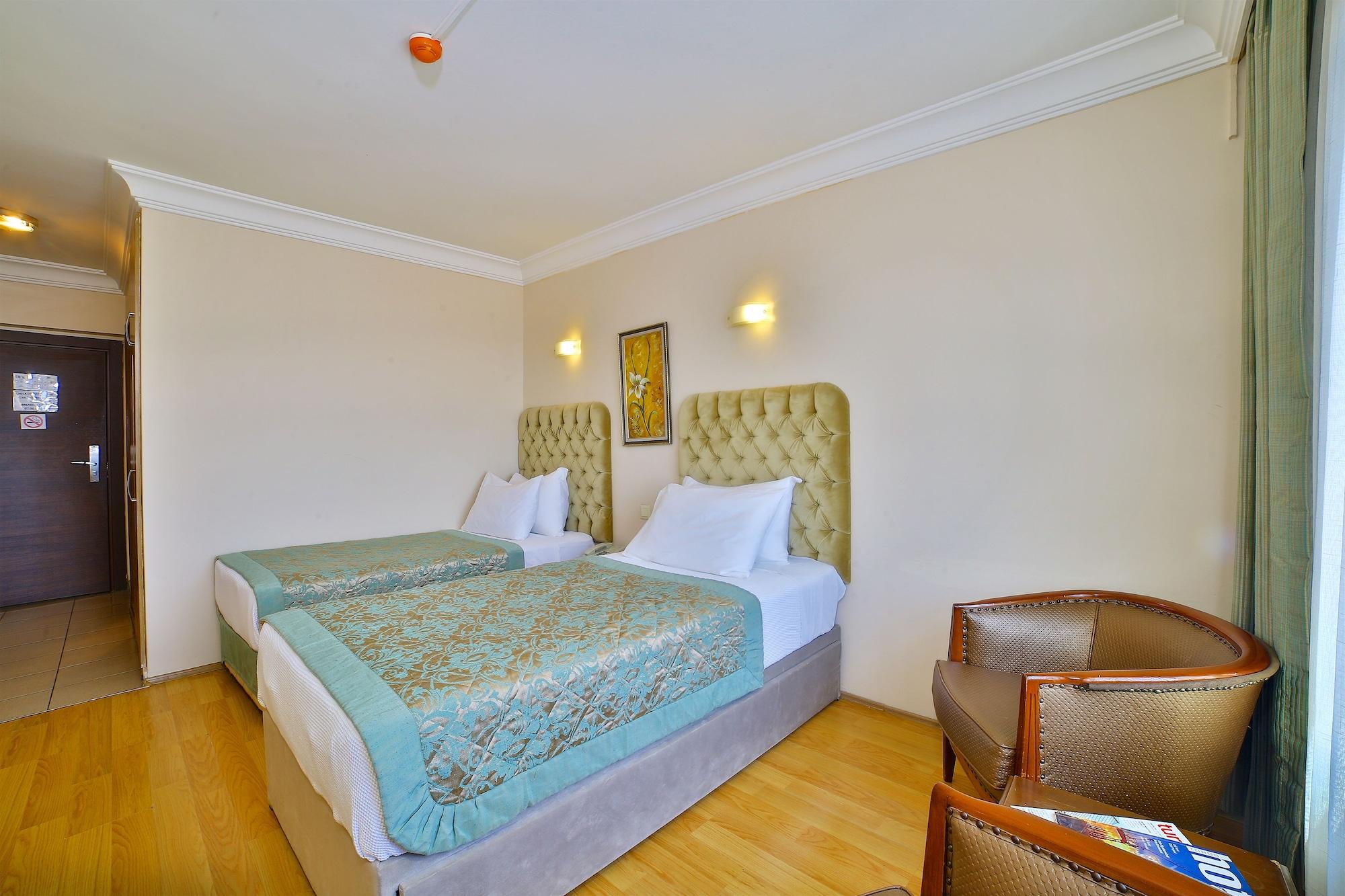 Grand Ant Hotel Istanbul Exterior photo