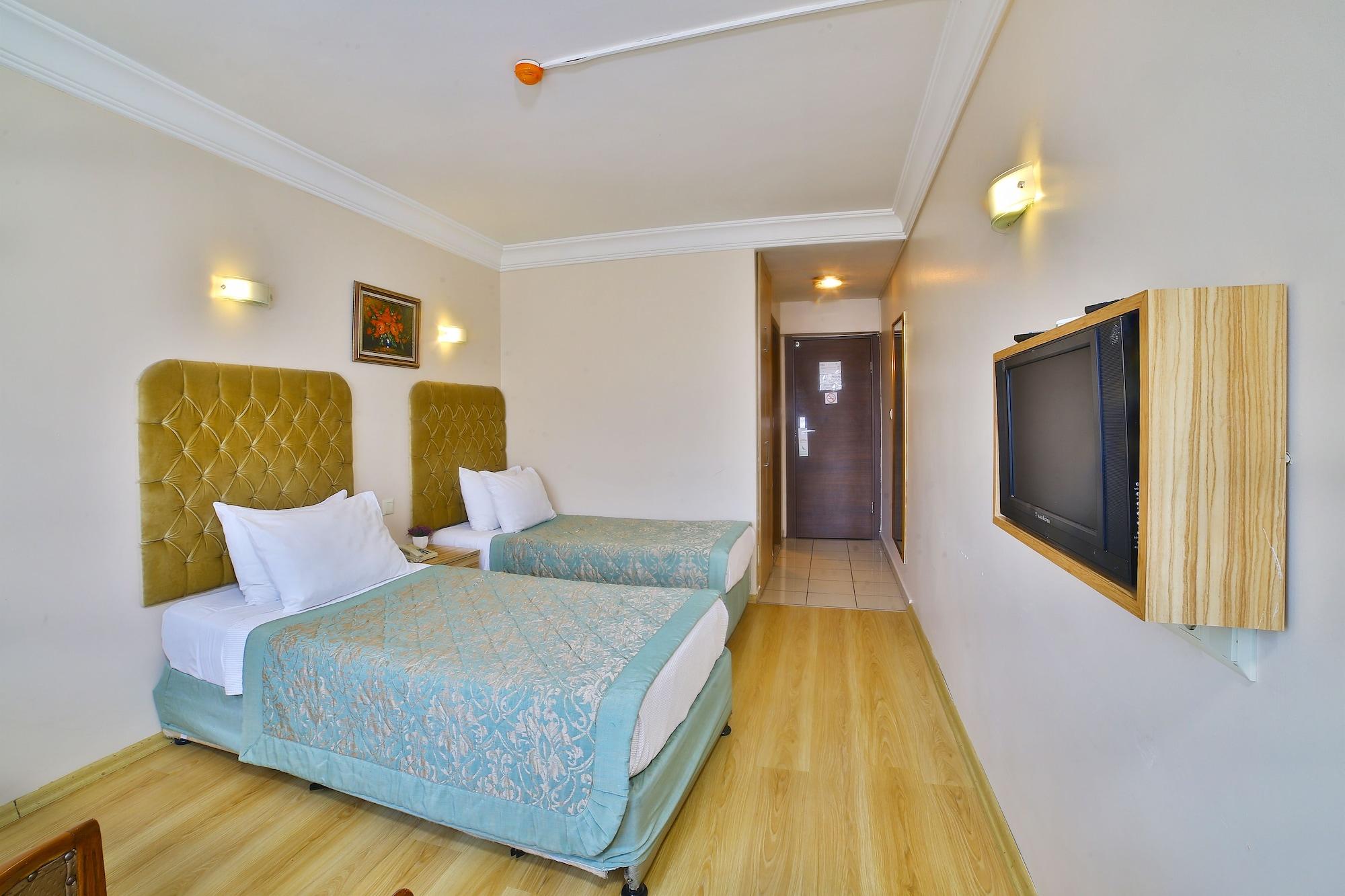 Grand Ant Hotel Istanbul Exterior photo